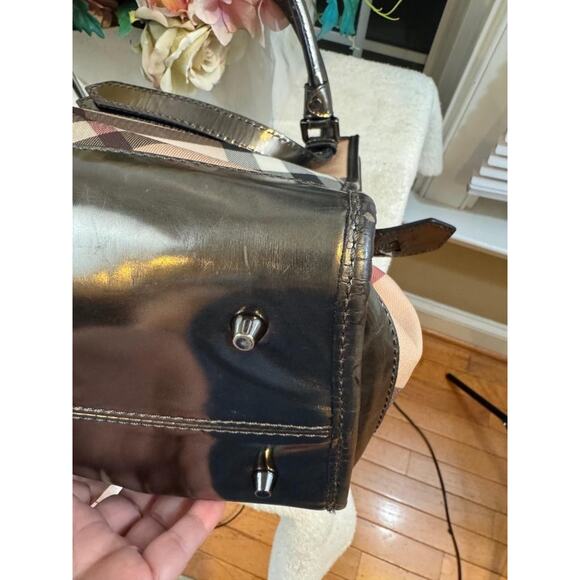 BURBERRY NOVA CHECK Tote Bag (PU110 - Picture 9 of 15